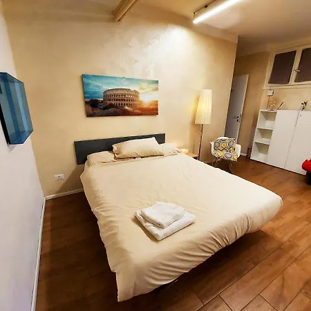 Free Breakfast - Big In The Heart Of Roma