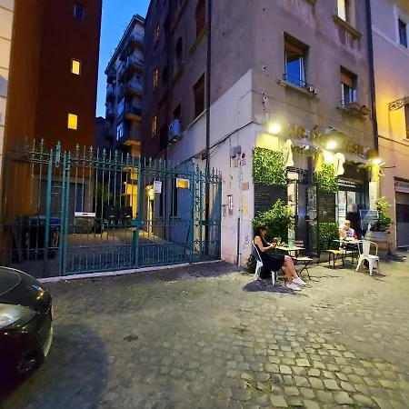 Free Breakfast - Big In The Heart Of